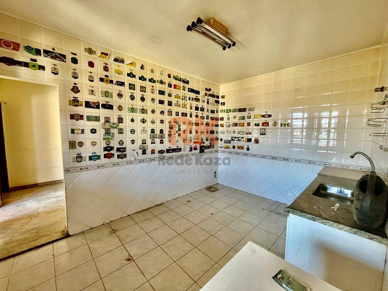 Casa à venda no Planalto: 