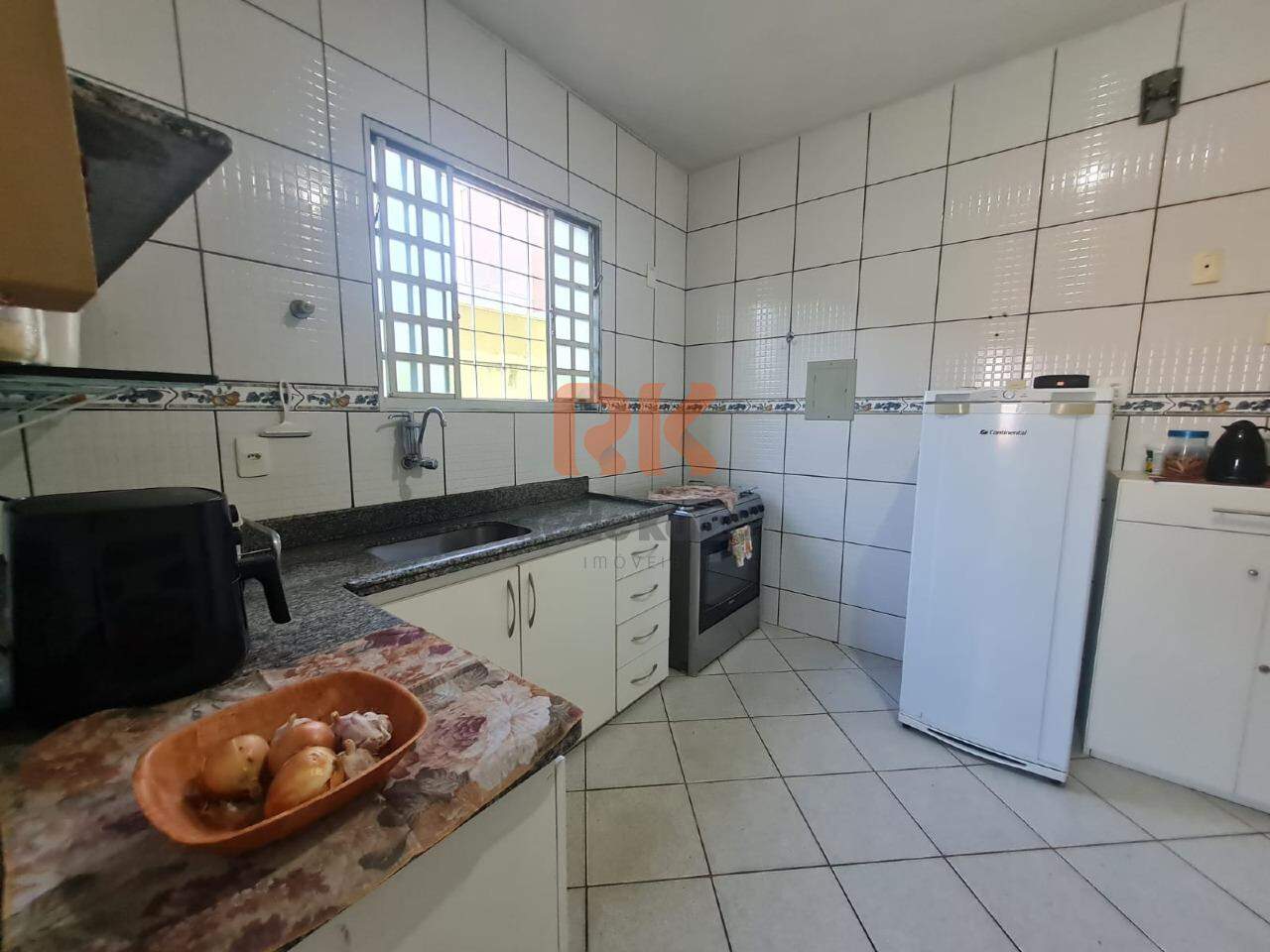 Casa geminada à venda no Santa Terezinha: 