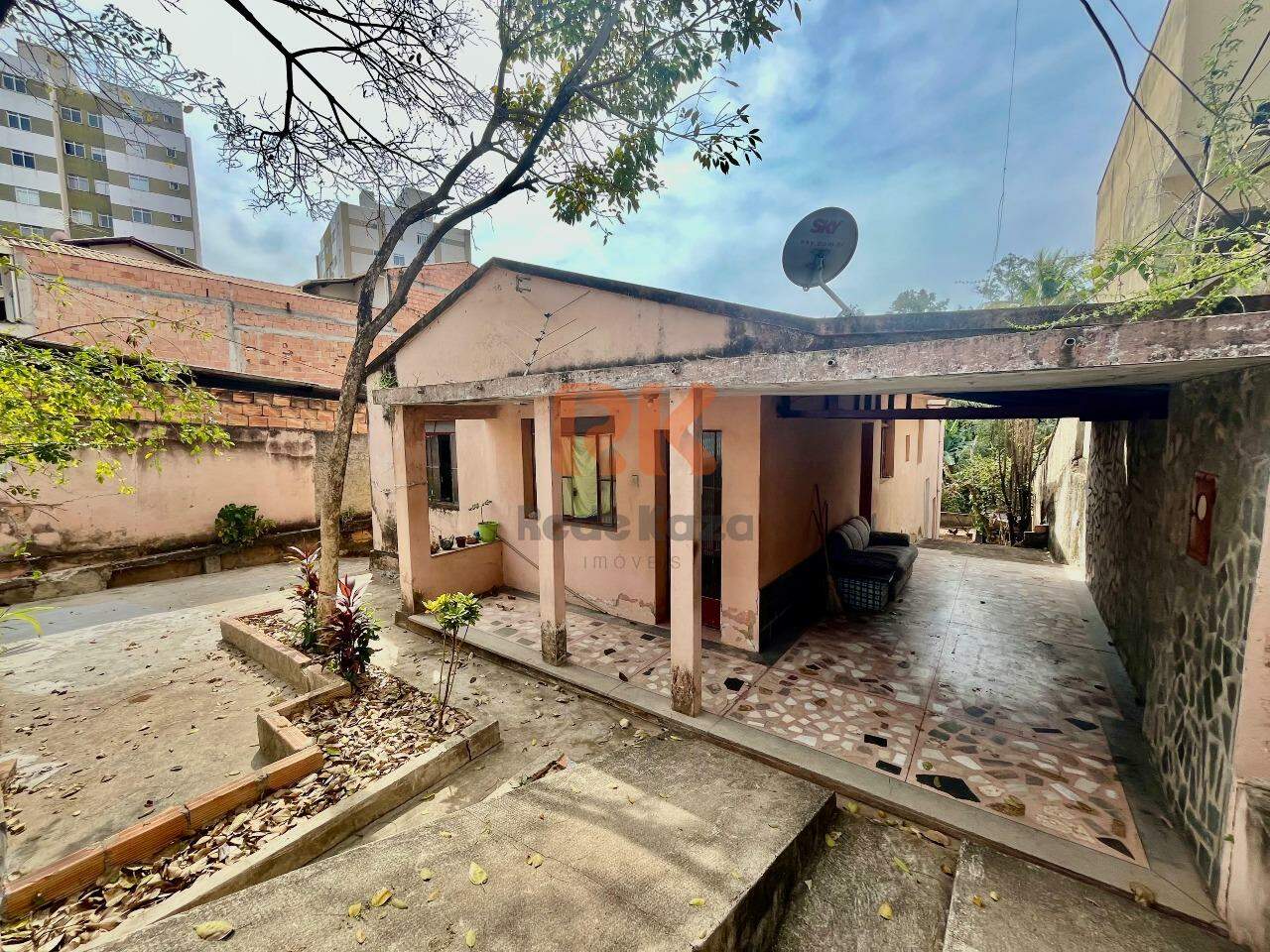 Casa à venda no Planalto: 