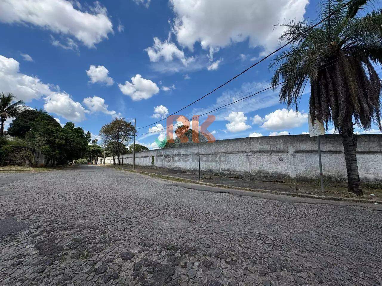 Terreno / Área à venda no Jardim Atlantico: 