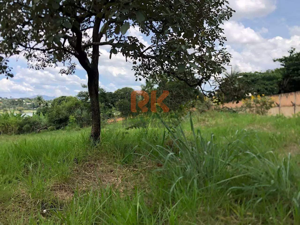Terreno / Área à venda no Jardim Atlantico: 