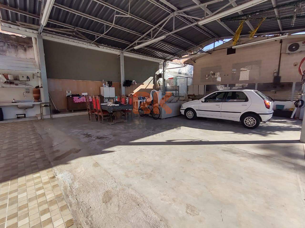 Casa comercial para aluguel no Santa Amélia: 