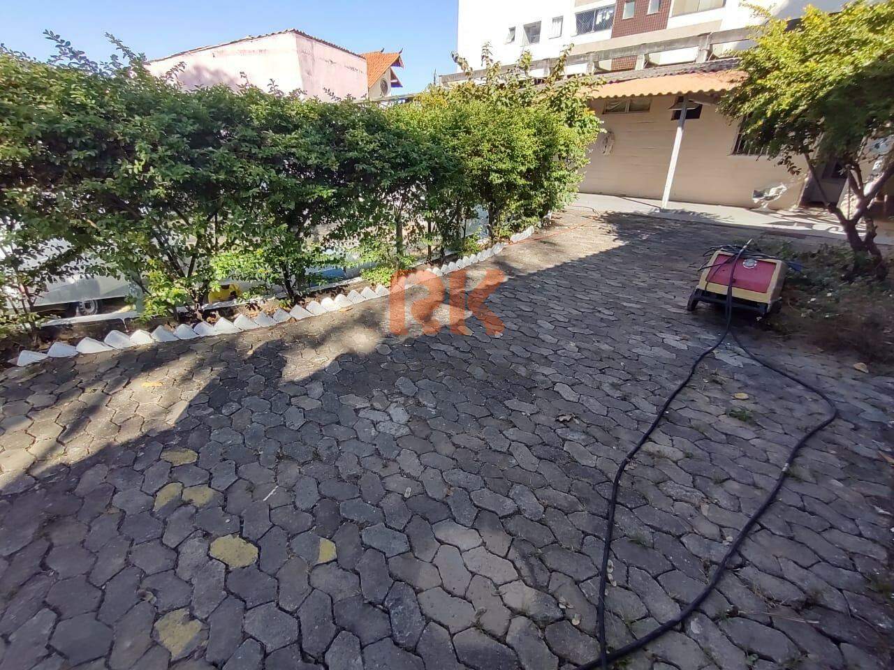 Casa comercial para aluguel no Santa Amélia: 