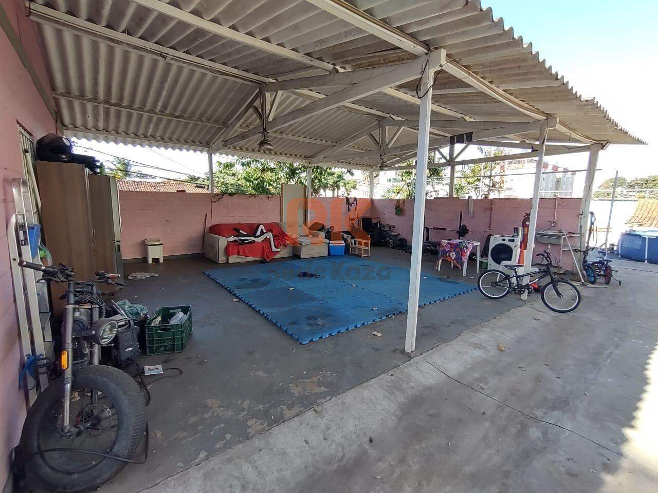 Casa comercial para aluguel no Santa Amélia: 