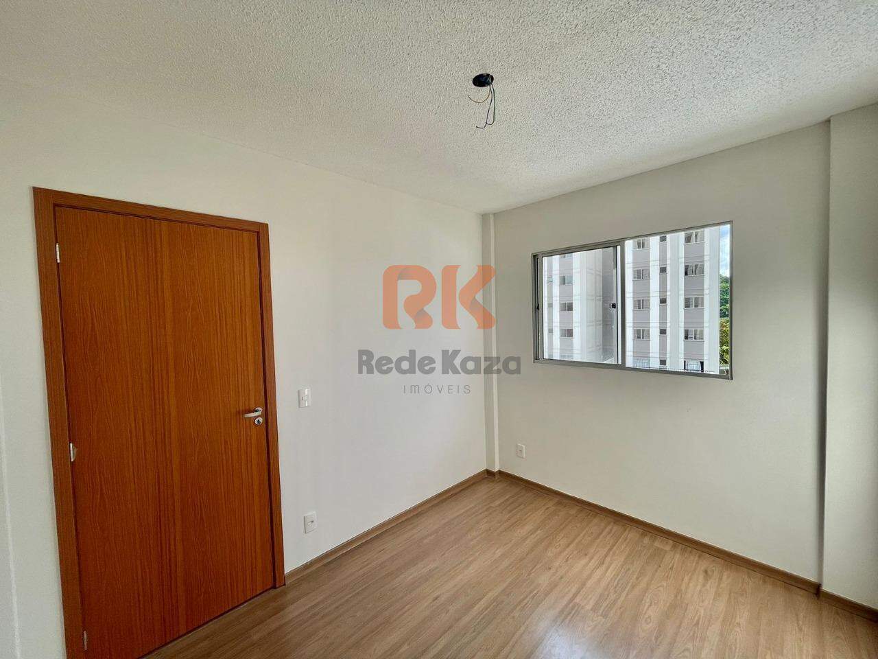 Apartamento à venda no Engenho Nogueira: 