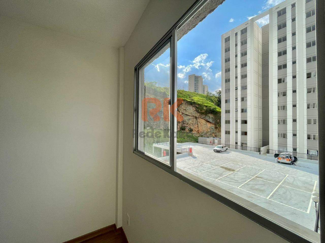 Apartamento à venda no Engenho Nogueira: 