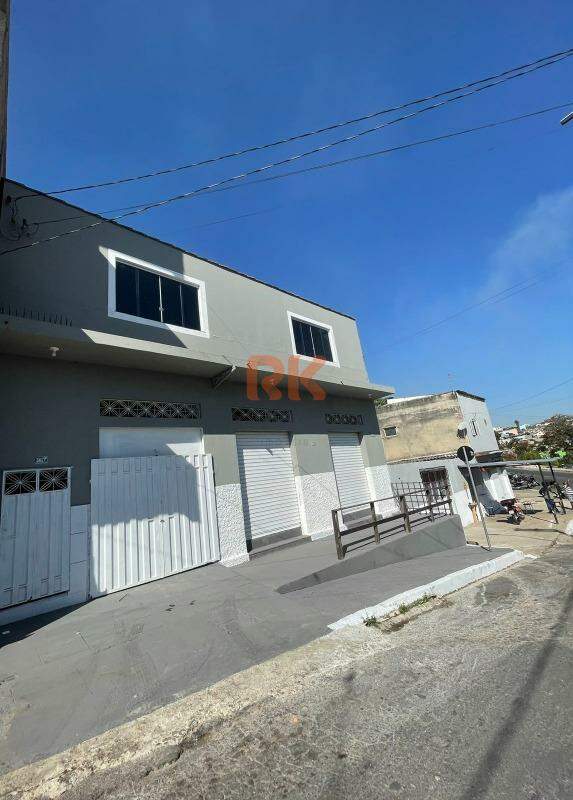 Casa comercial à venda no Jardim Laguna: 