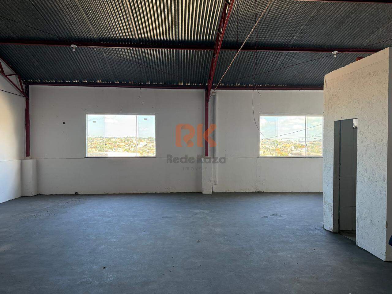 Casa comercial à venda no Jardim Laguna: 