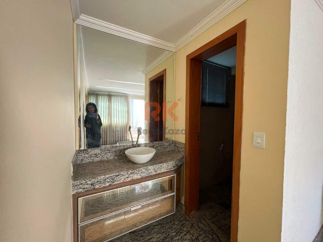 Casa geminada à venda no Santa Terezinha: 