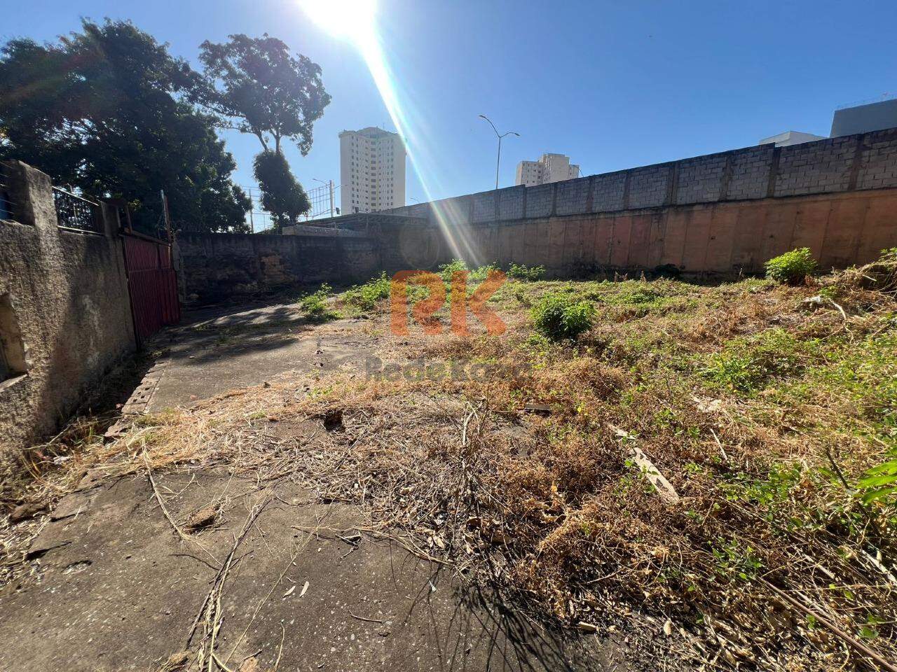 Terreno / Área à venda no São João Batista: 