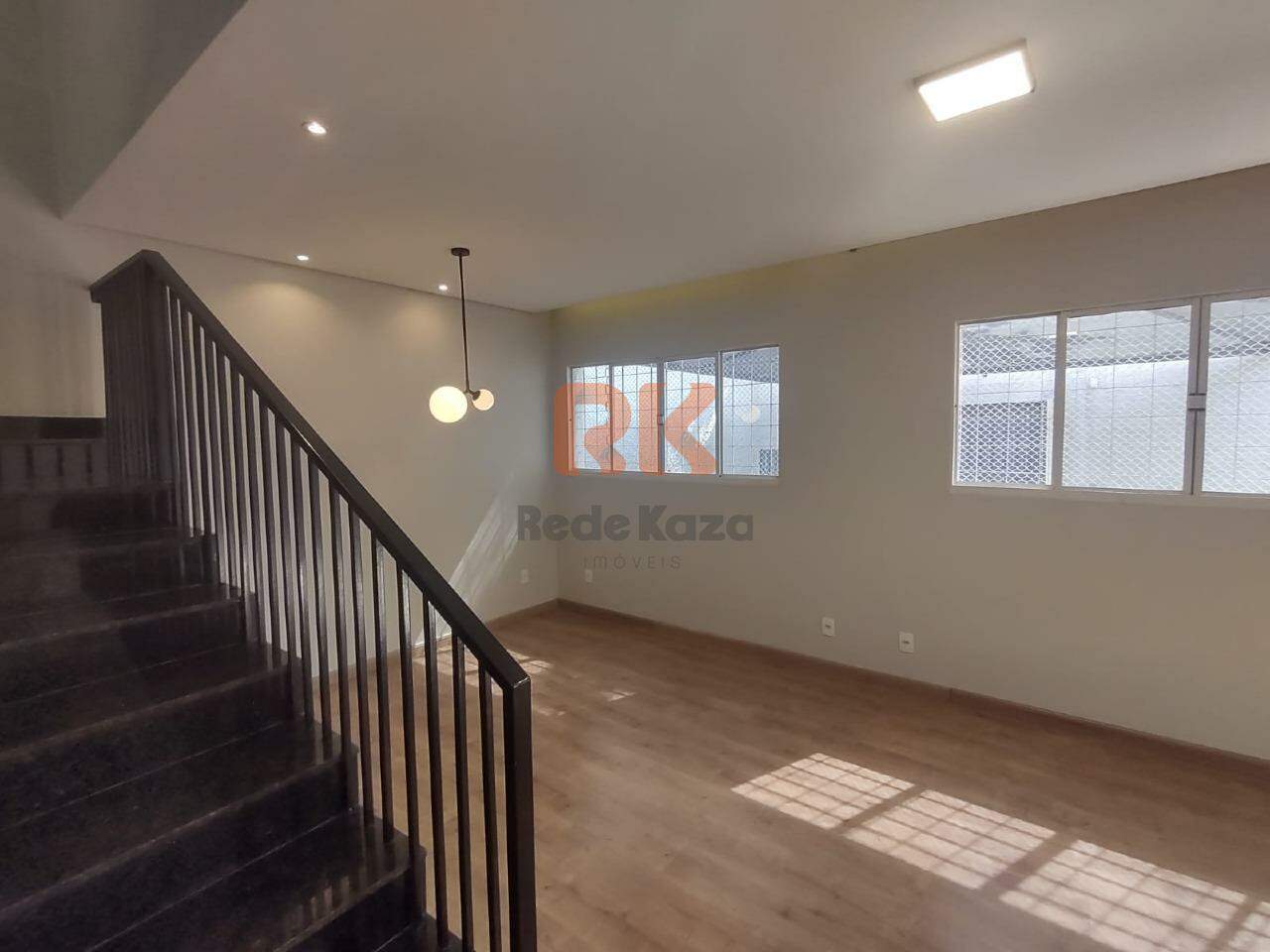 Casa para aluguel no Liberdade: 