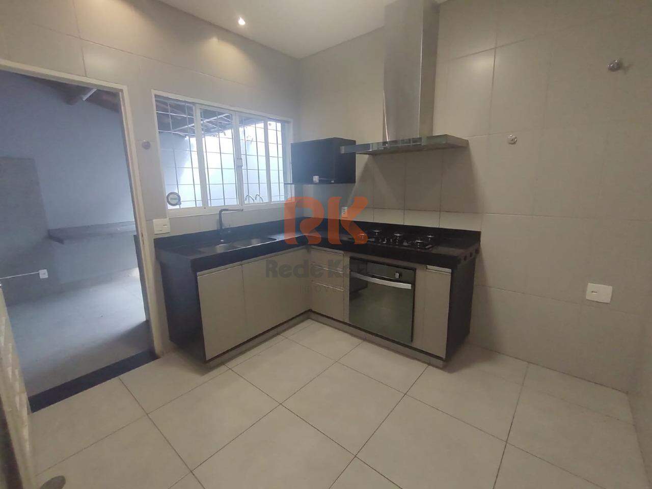 Casa para aluguel no Liberdade: 