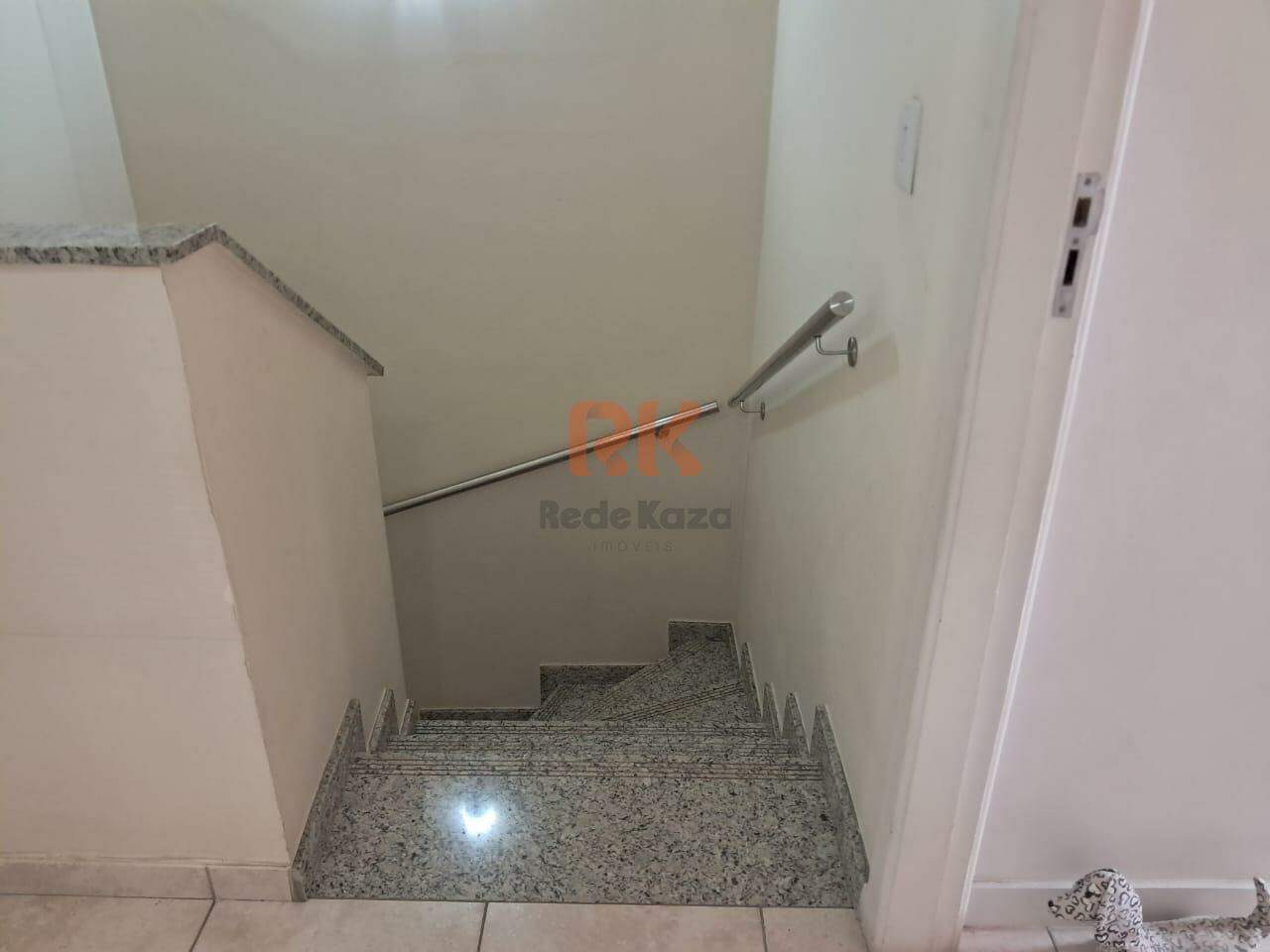 Casa em condomínio à venda no Cabral: 