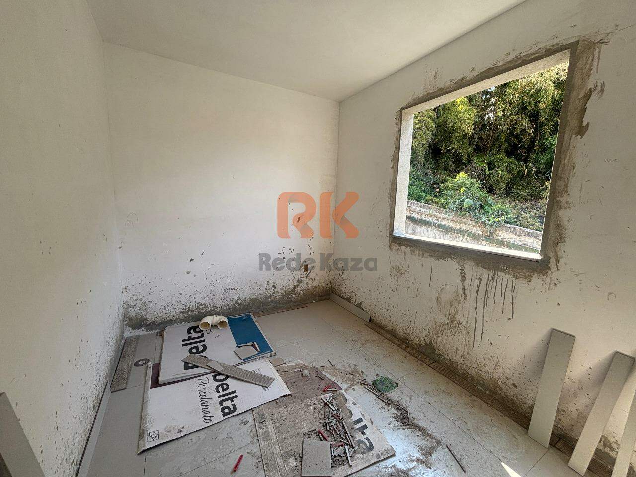 Casa à venda no Planalto: 