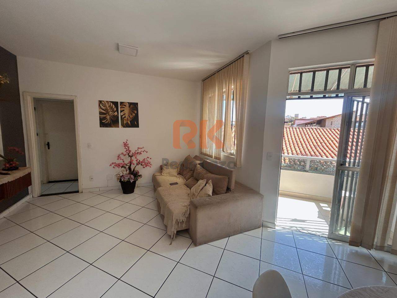 Apartamento à venda no Santa Mônica: 