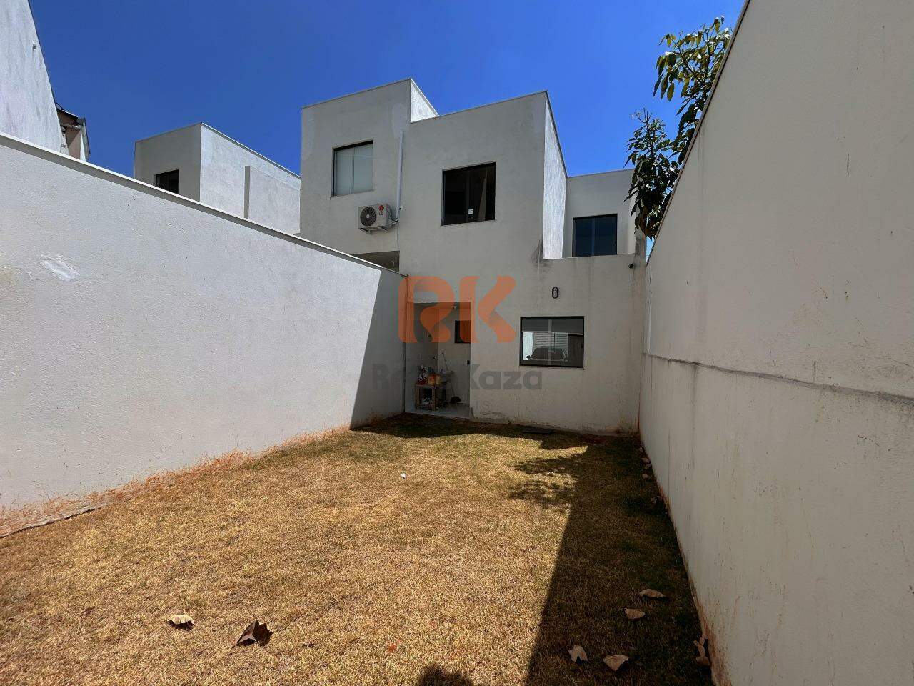 Casa à venda no Floramar: 