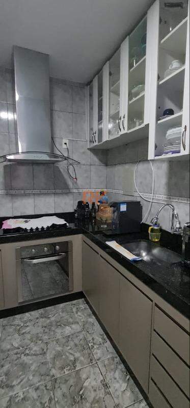 Casa à venda no Planalto: 