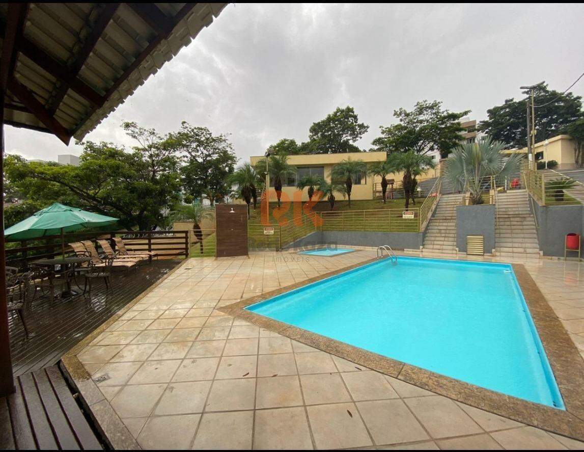 Casa em condomínio à venda no Cabral: 