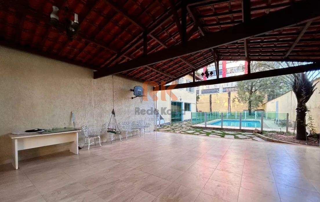 Casa à venda no São Luiz: 
