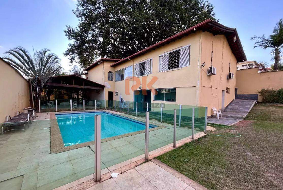 Casa à venda no São Luiz: 