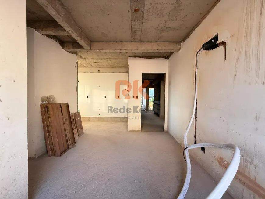 Apartamento à venda no Santa Mônica: 
