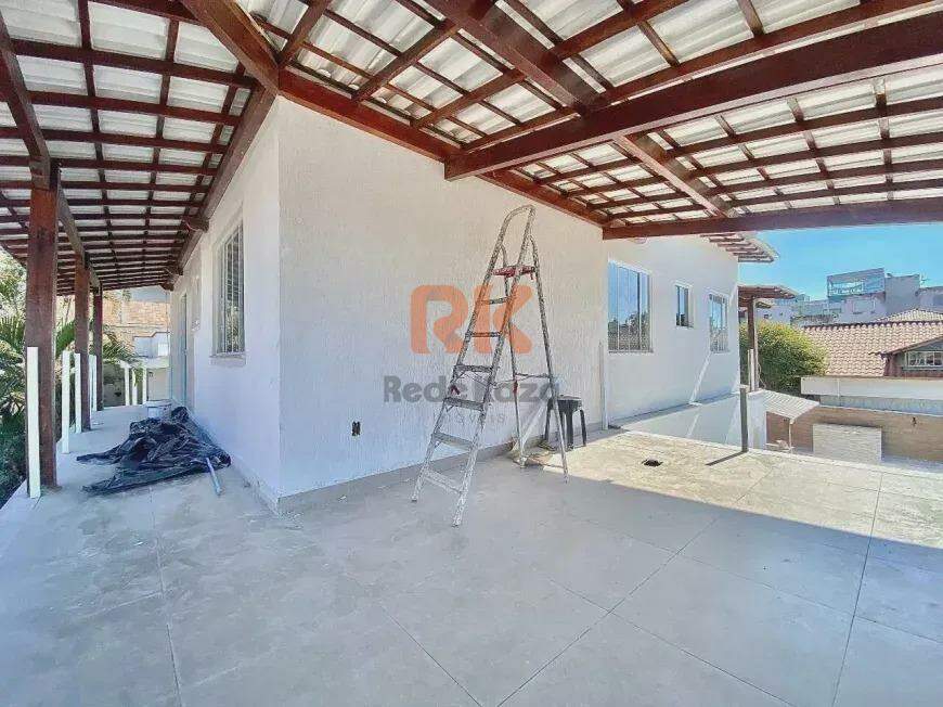 Casa à venda no Planalto: 