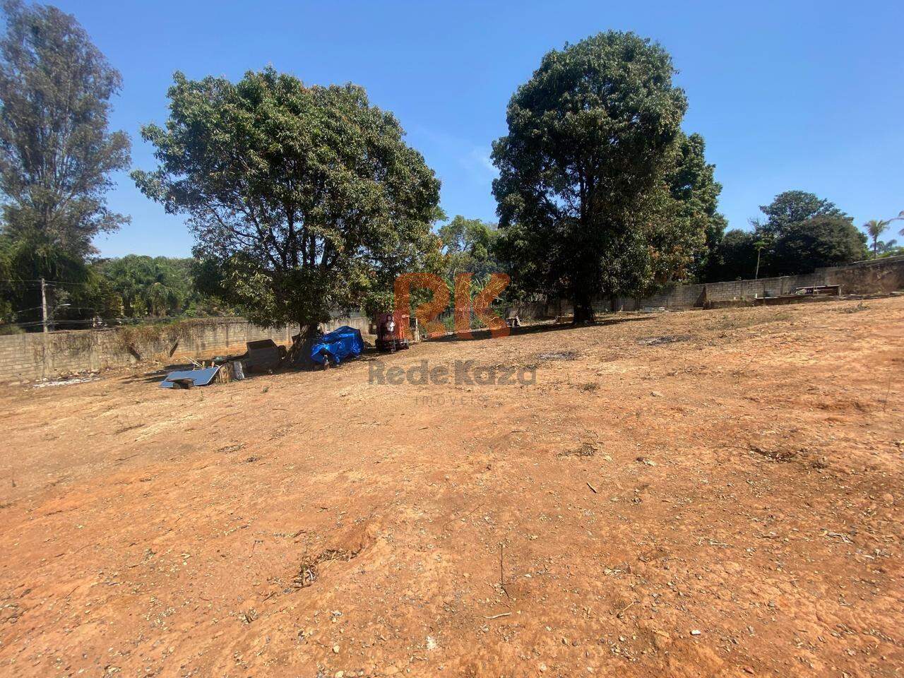 Lote à venda no Braúnas: 