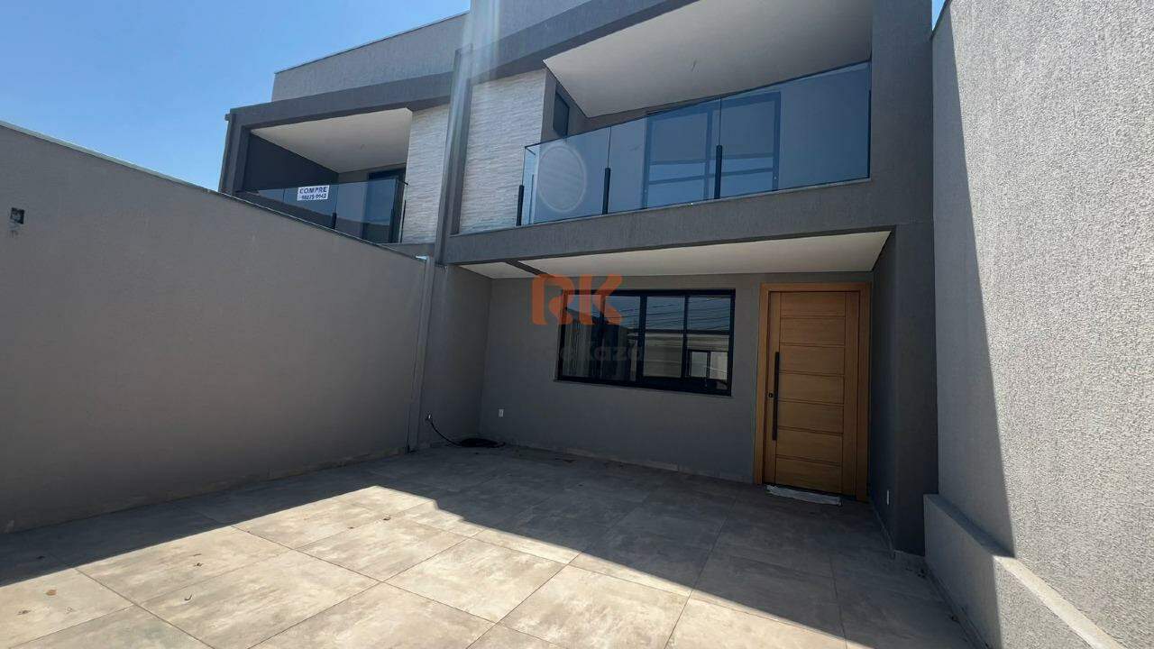 Casa geminada à venda no Vila Magdalena: 