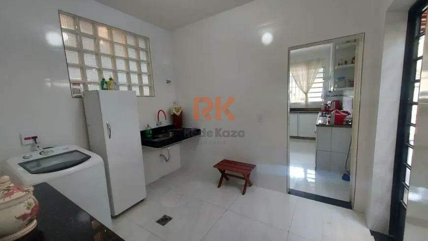 Casa à venda no Dona Clara: 