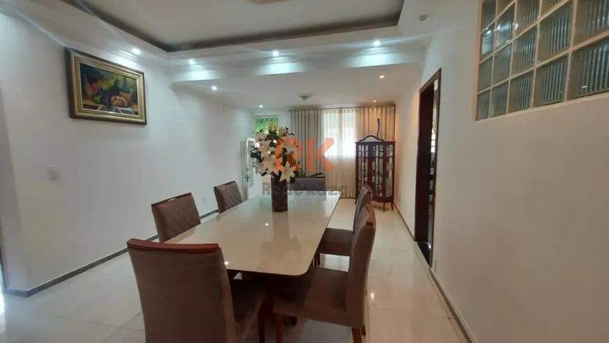 Casa à venda no Dona Clara: 