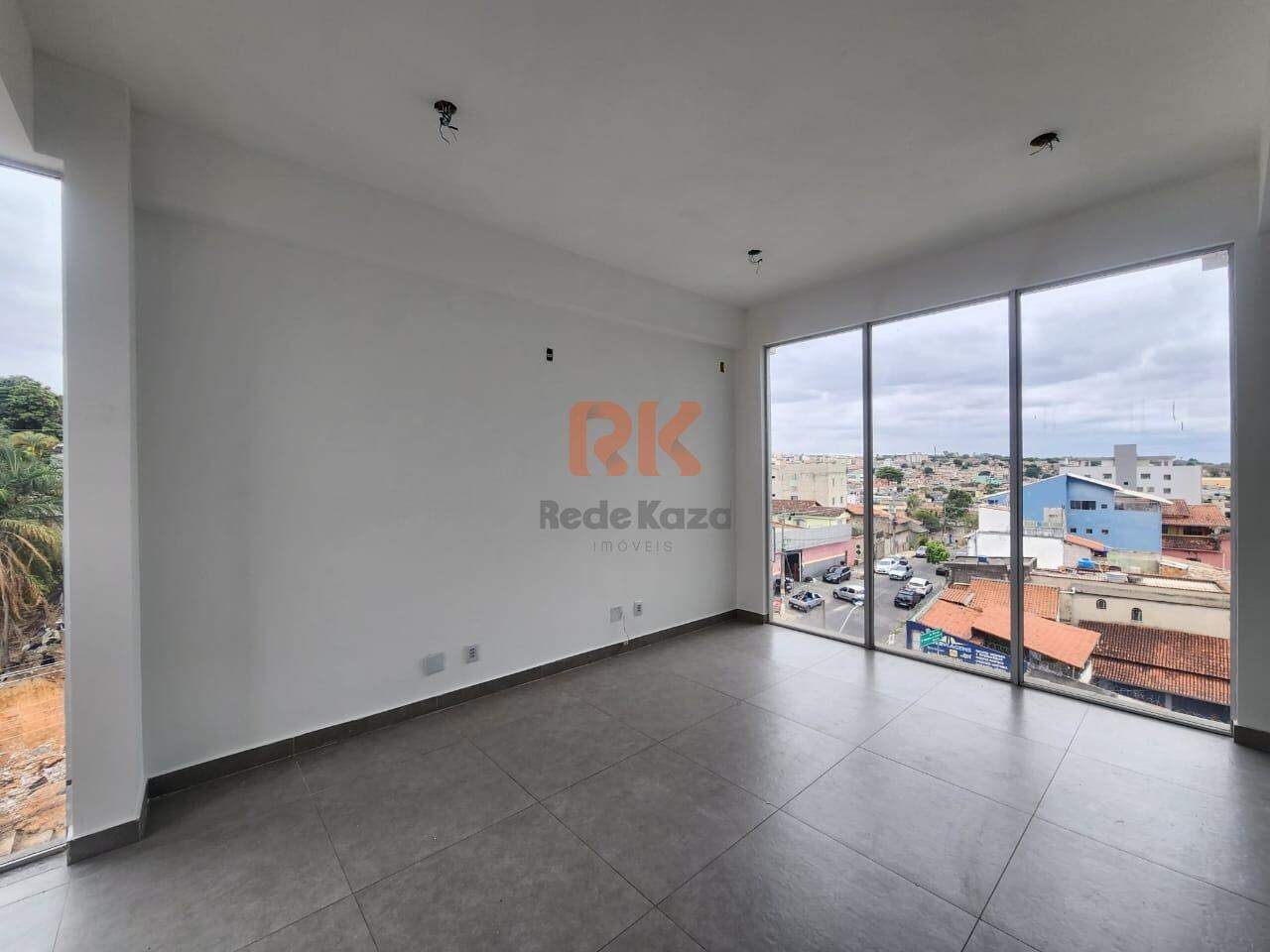 Sala para aluguel no Ressaca: 