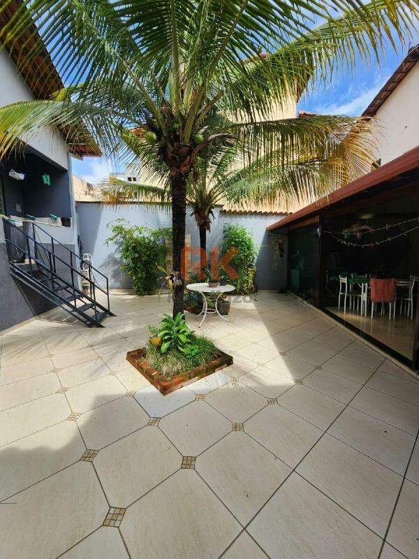 Casa à venda no Arvoredo: 