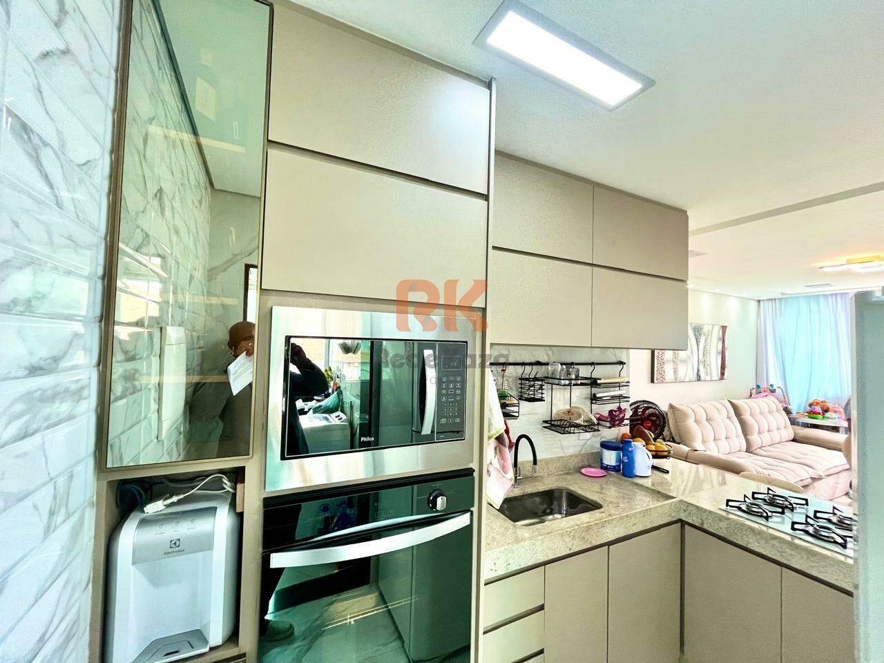 Apartamento à venda no Cabral: 