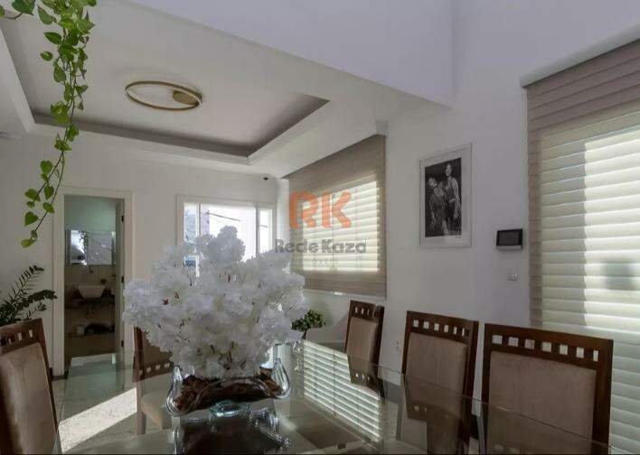 Casa em condomínio à venda no Paquetá: 