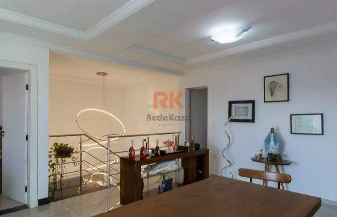 Casa em condomínio à venda no Paquetá: 