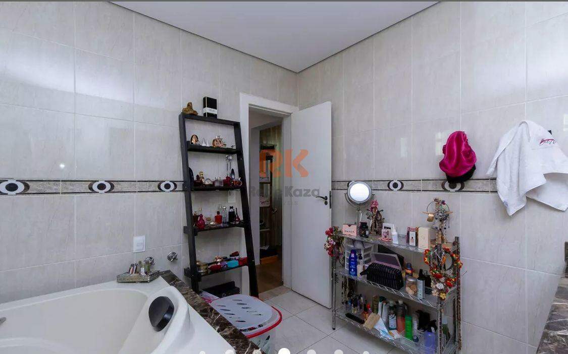 Casa em condomínio à venda no Paquetá: 