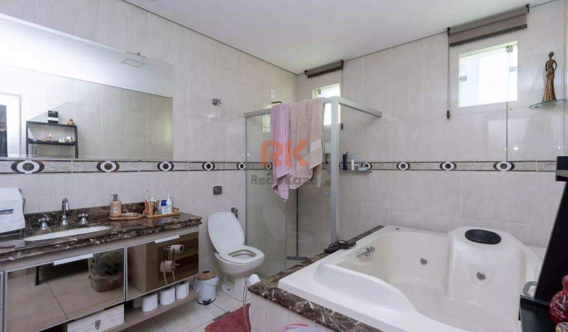 Casa em condomínio à venda no Paquetá: 