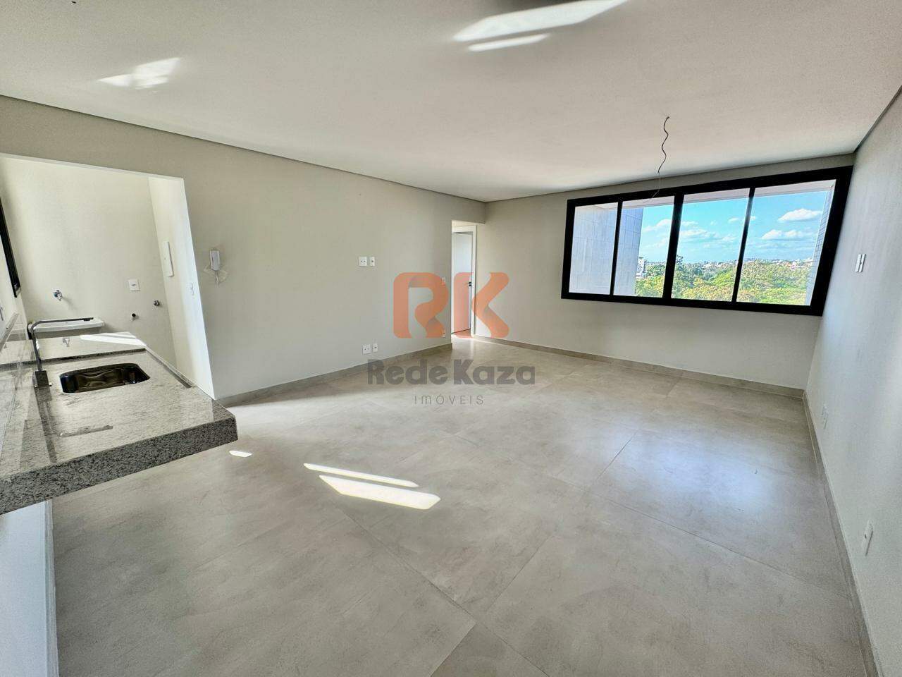 Apartamento à venda no Itapoã: 