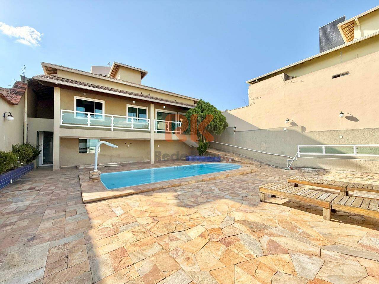 Casa à venda no Santa Mônica: 
