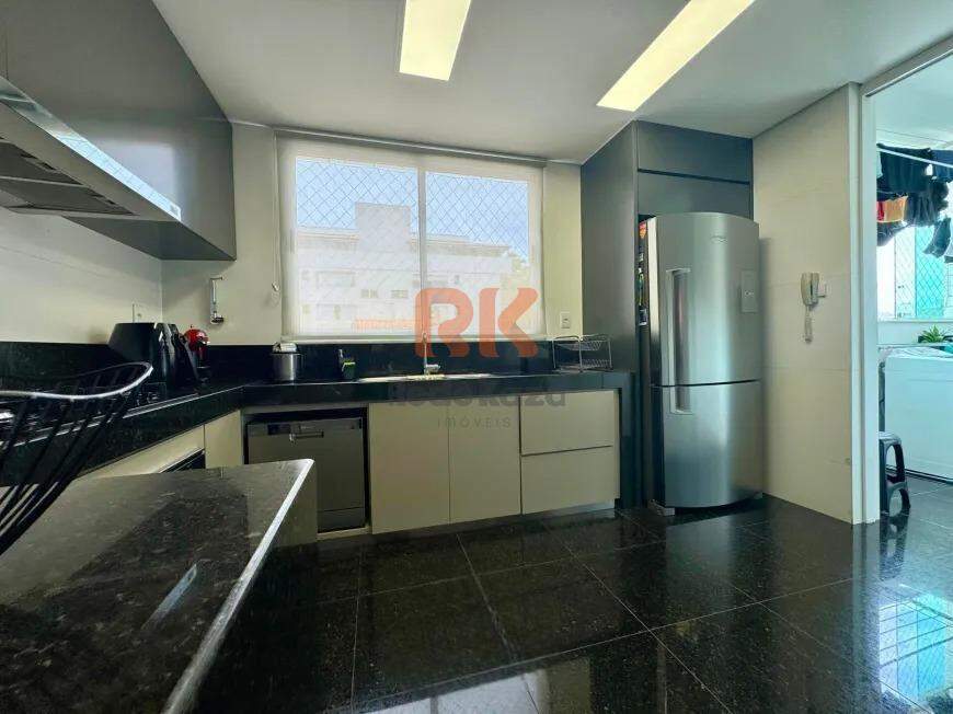 Apartamento à venda no Castelo: 