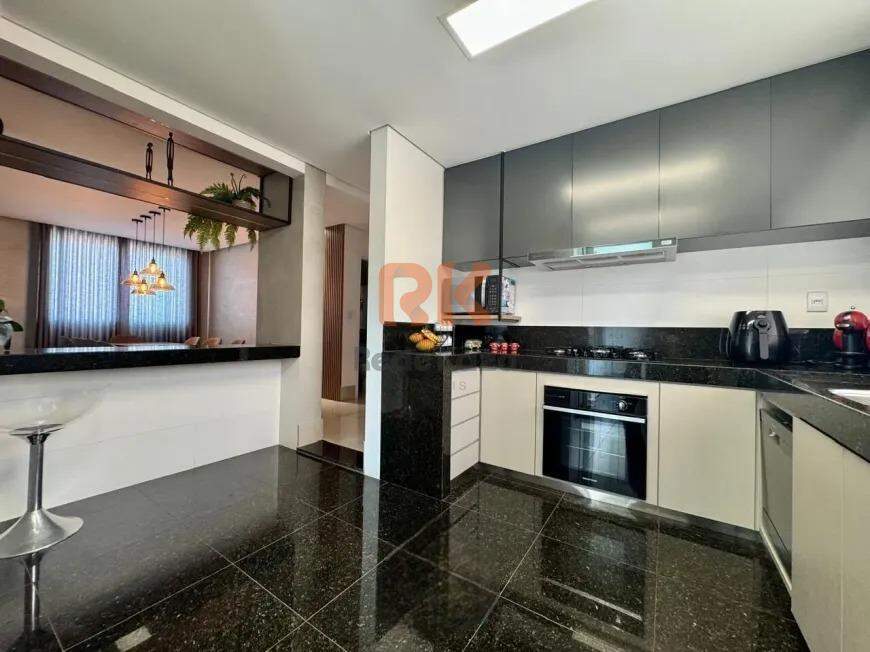 Apartamento à venda no Castelo: 