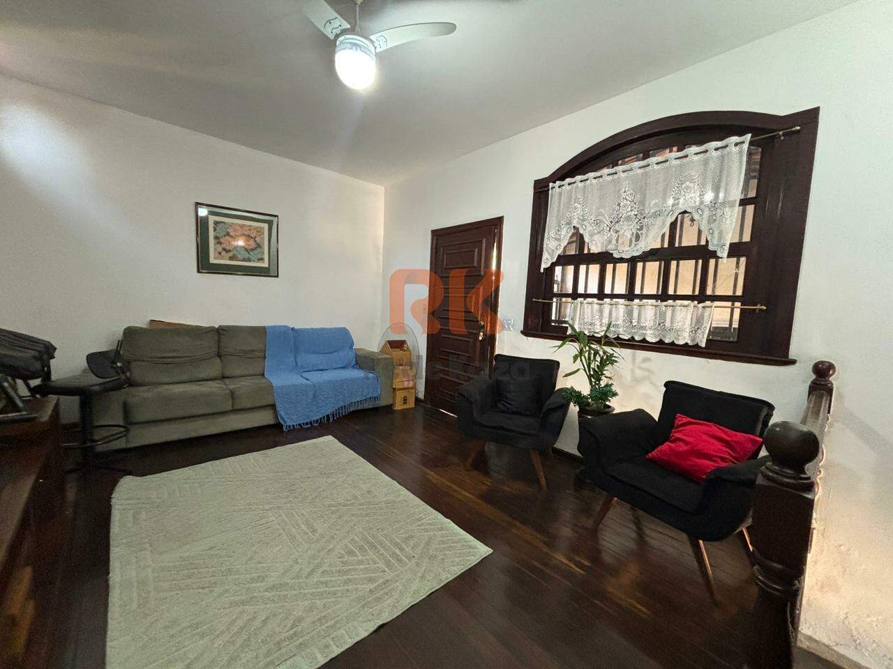 Casa à venda no Graça: 