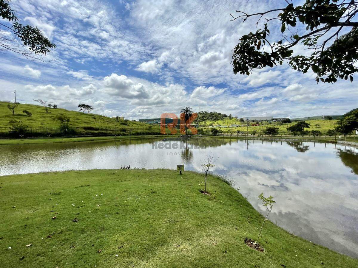 Lote em Condomínio à venda no Portal Do Sol: 