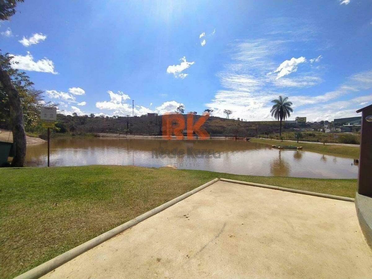 Lote em Condomínio à venda no Portal Do Sol: 