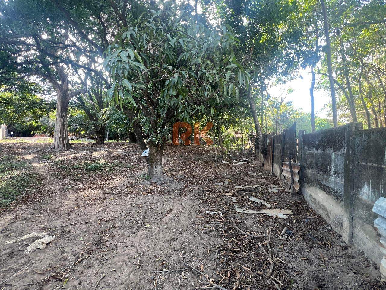Lote à venda no Braúnas: 