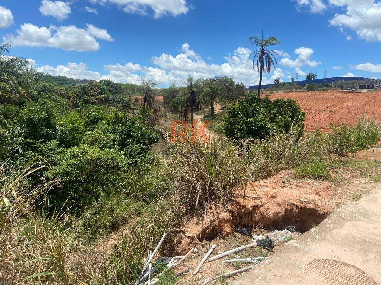 Terreno / Área à venda no Campina Verde: 