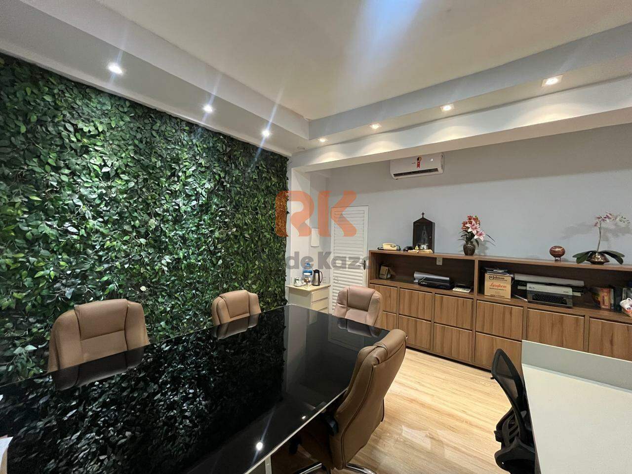 Sala para aluguel no Manacás: 