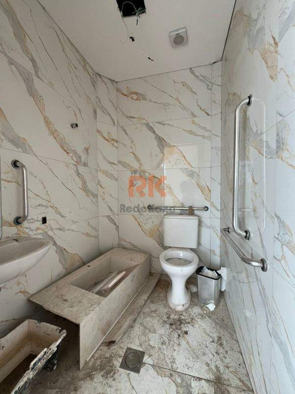 Sala para aluguel no Manacás: 