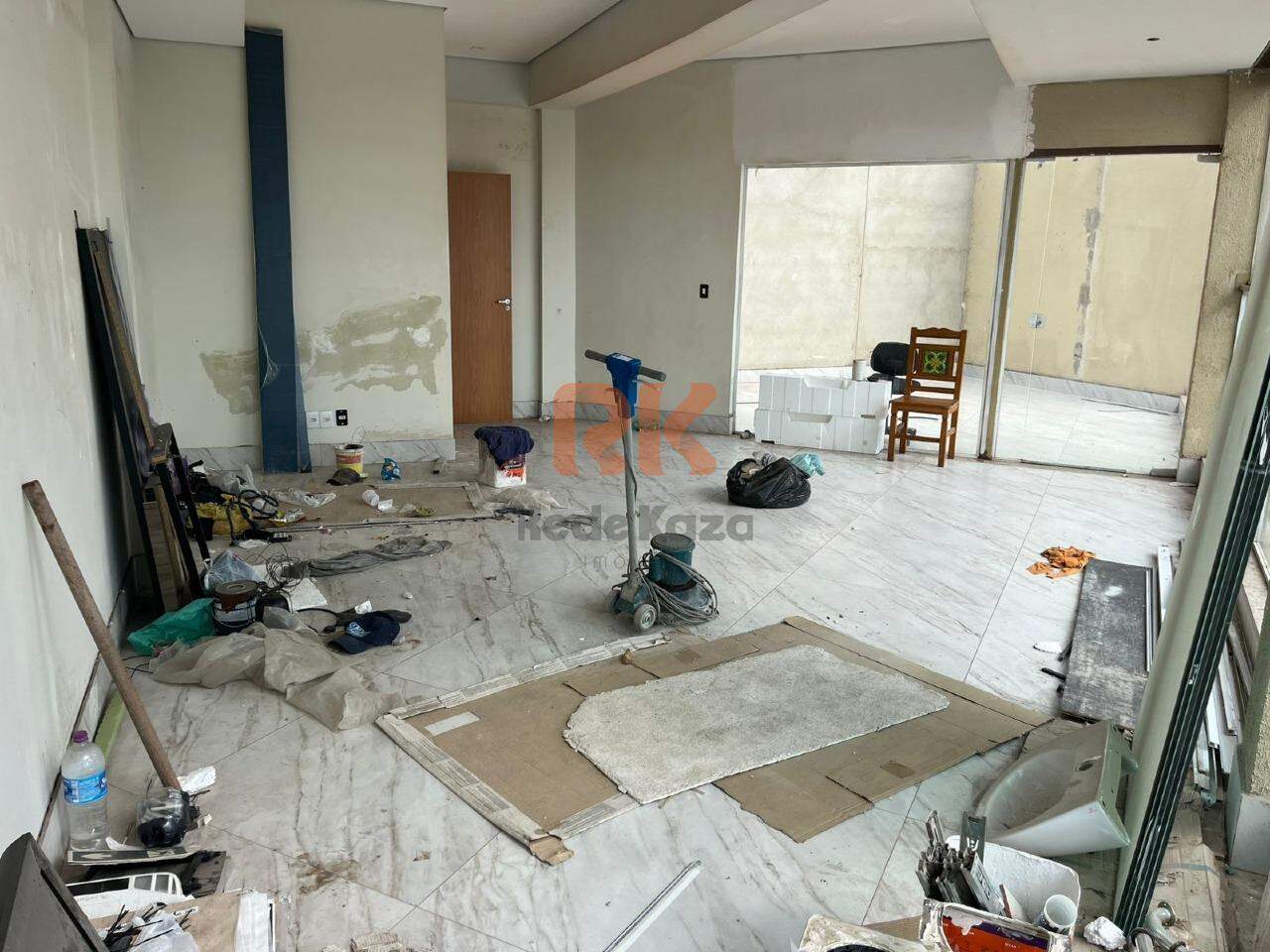 Sala para aluguel no Manacás: 