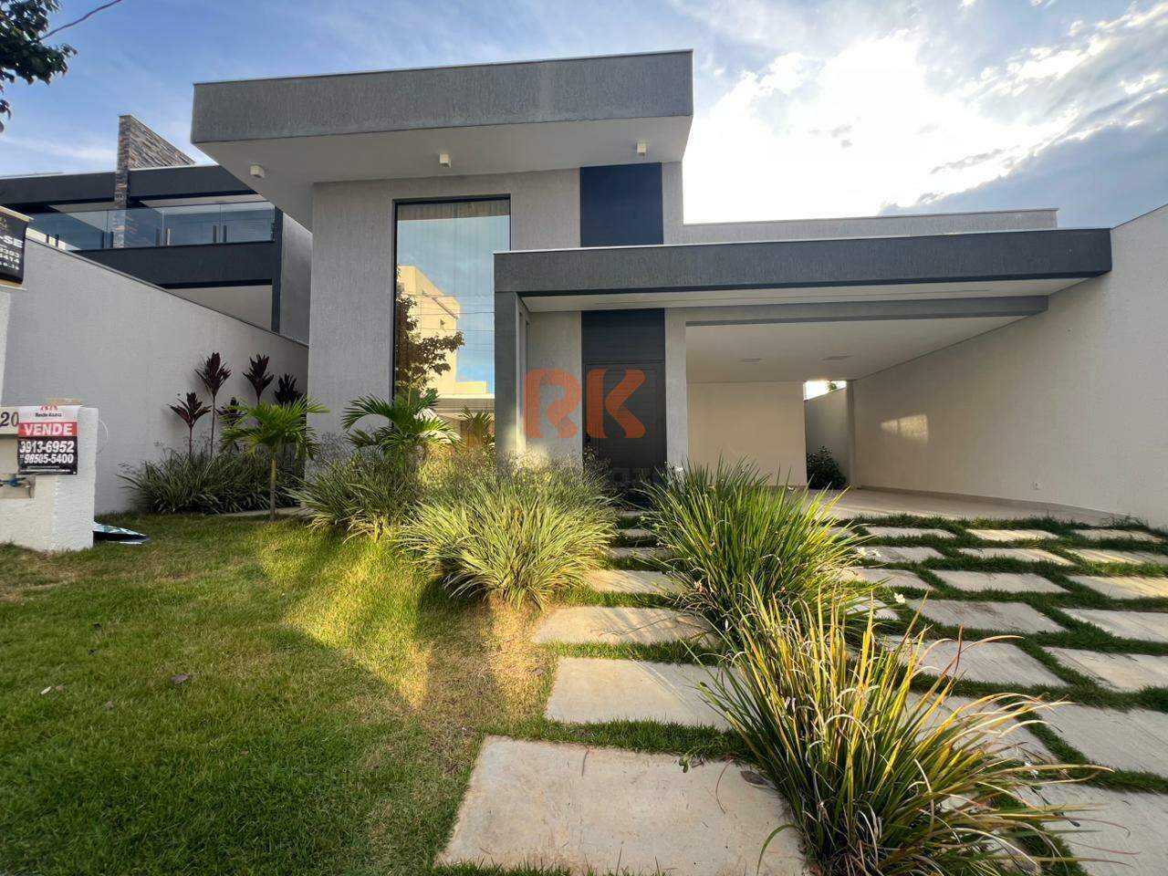 Casa em condomínio à venda no Residencial Golden Class: 